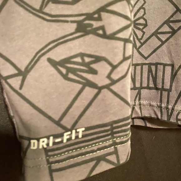 2014 Dri-Fit Nike Basketball 2014 NOLA All-Star Gumbo League, Kobe Bryant tee - Picture 2 of 4